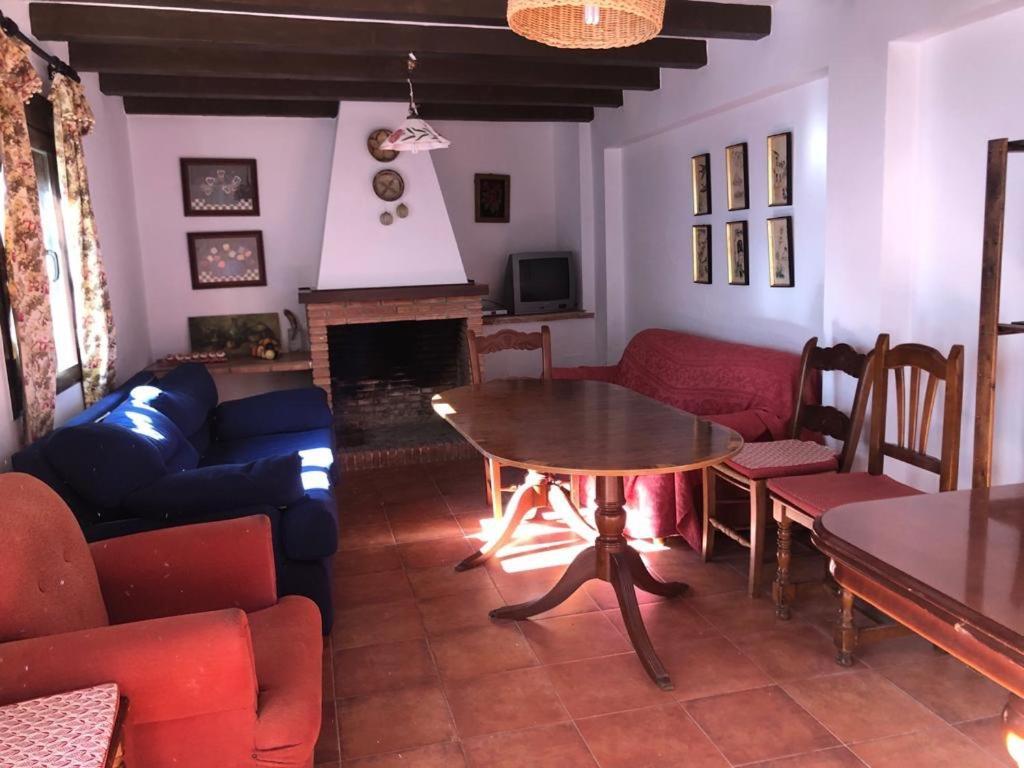 Casa De Tita Dolores Cortes de la Frontera Εξωτερικό φωτογραφία